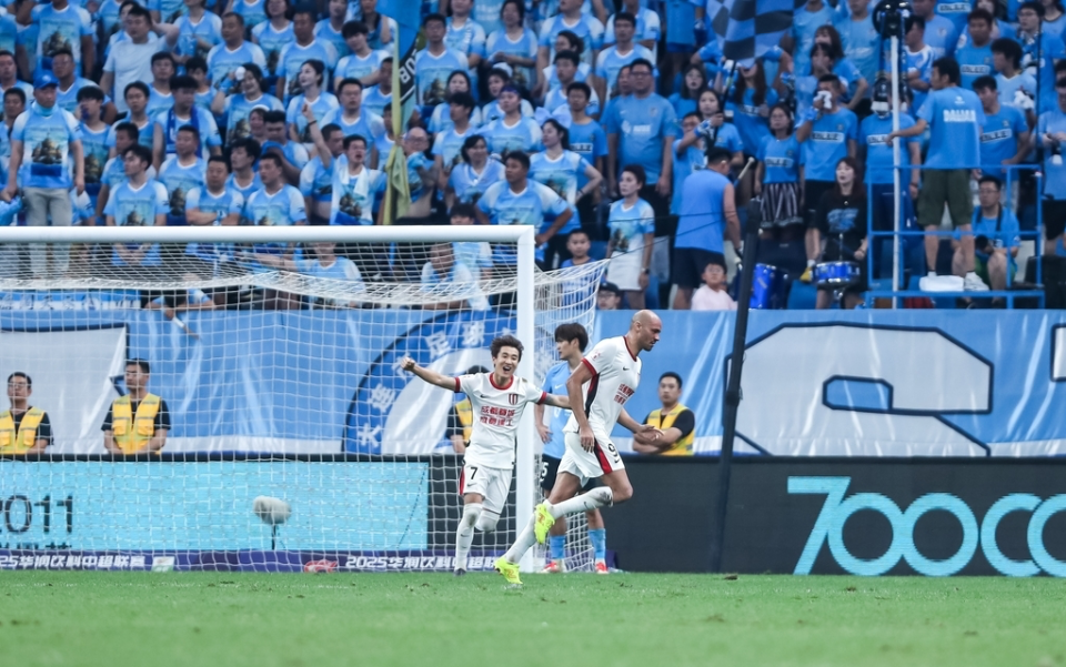 vZvmt, 连球迷赛前