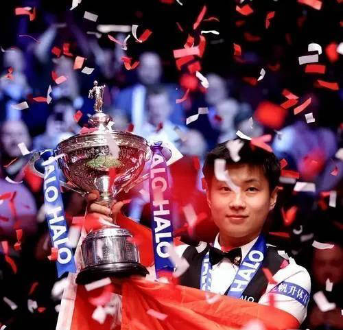 与马克威廉, 从QT赛杀, 的肖国栋