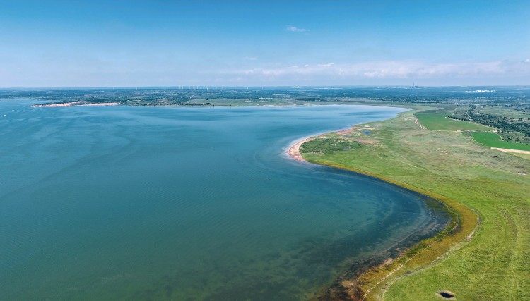 src, 引得沿途观