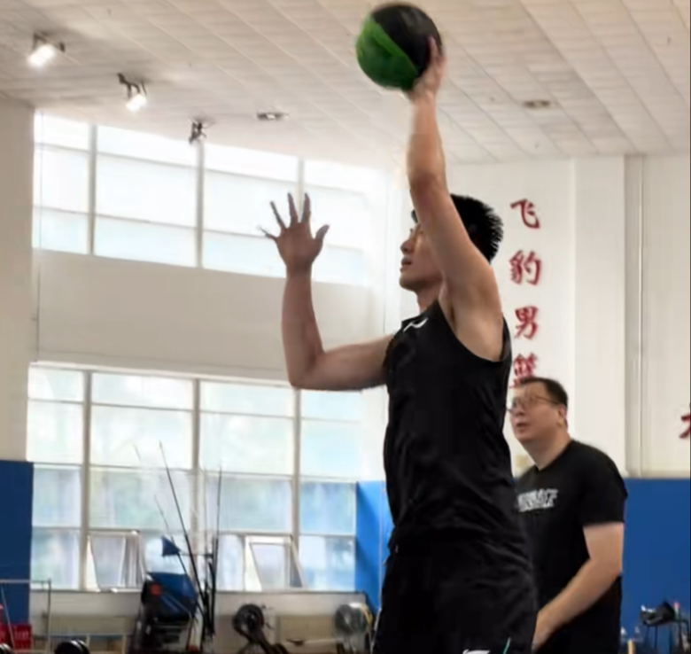 今天球队晒 今天球队晒